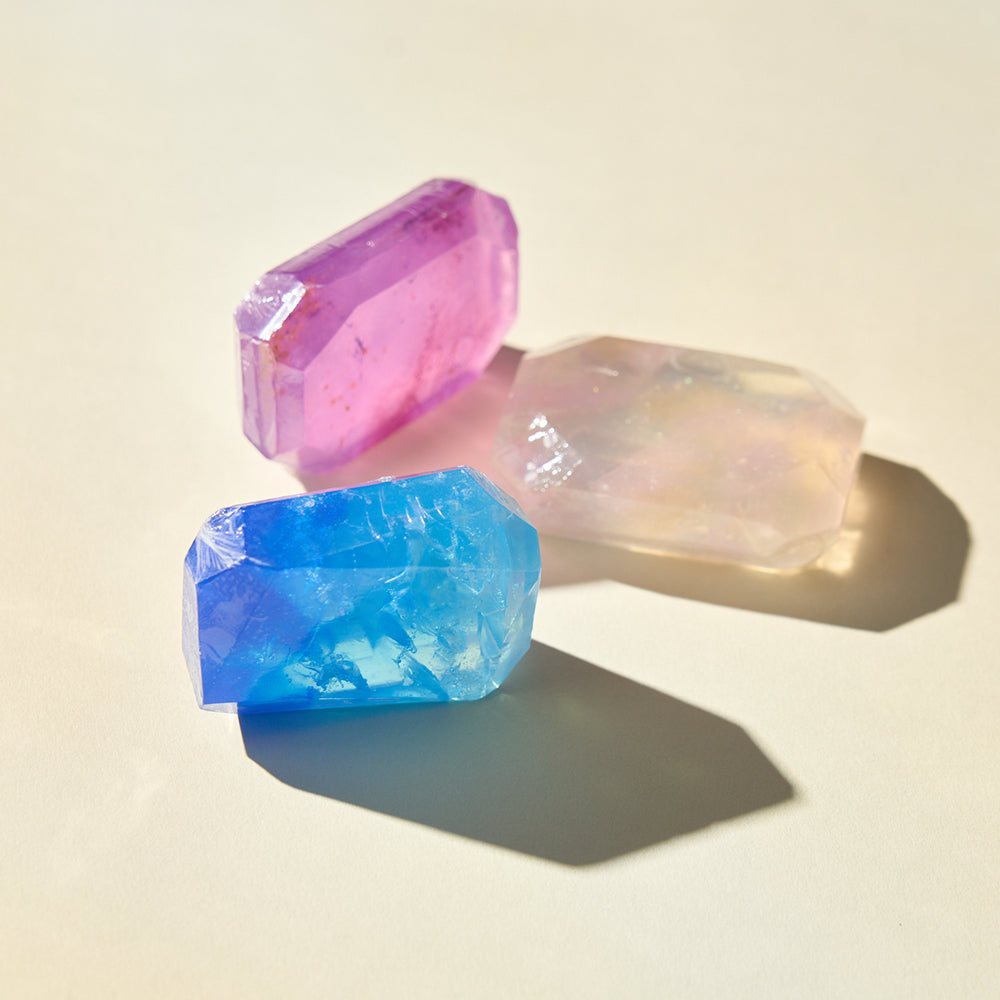 宝石のように輝く石鹸　e.tréma. × 森石鹼　2026 新色ギフトセット