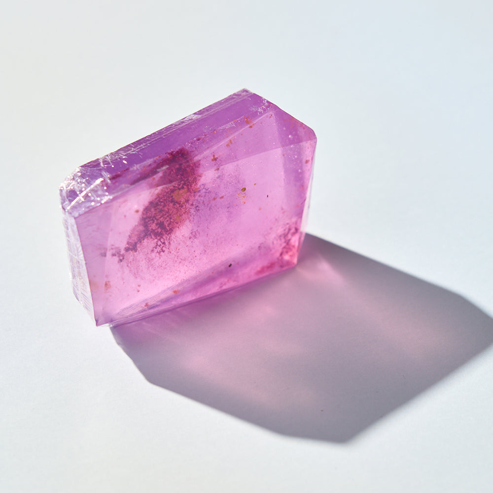 宝石のように輝く石鹸　e.tréma. × 森石鹼　2026 新色ギフトセット