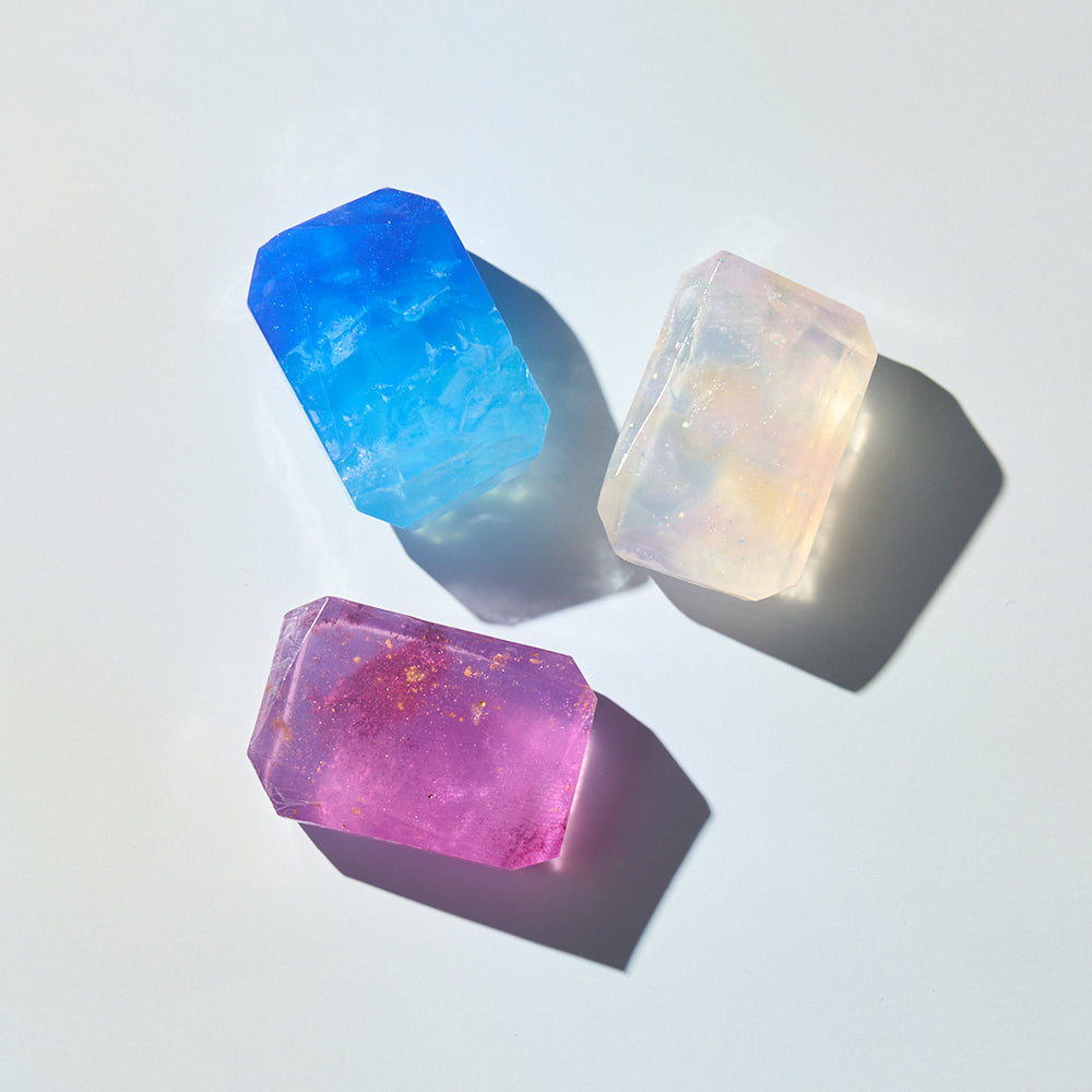 宝石のように輝く石鹸　e.tréma. × 森石鹼　2026 新色ギフトセット