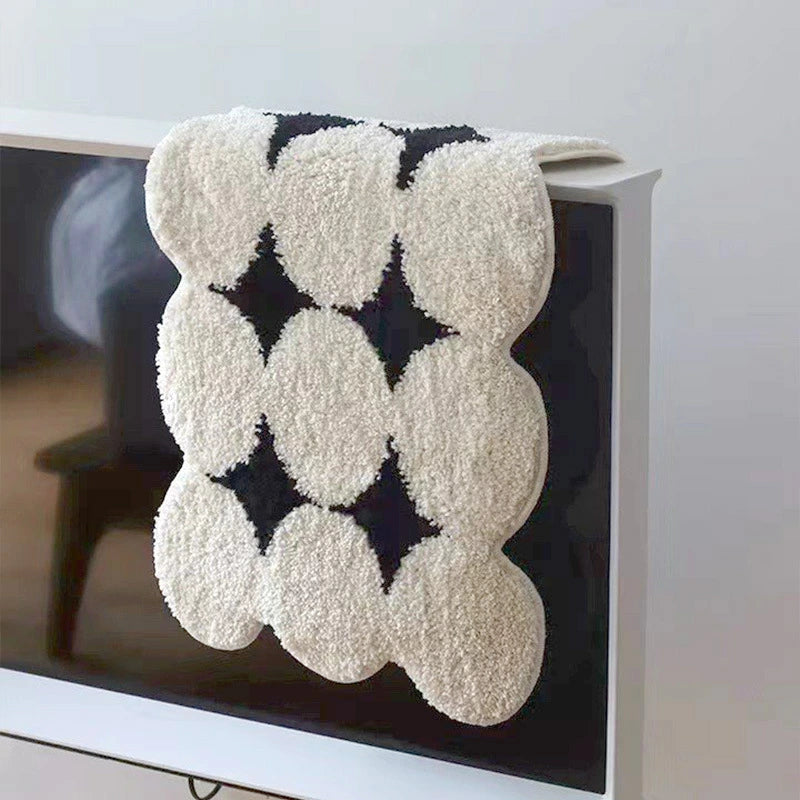 モダンインテリアに合う北欧風デザインラグ - 柔らかく快適なシンプルモノクロラグ