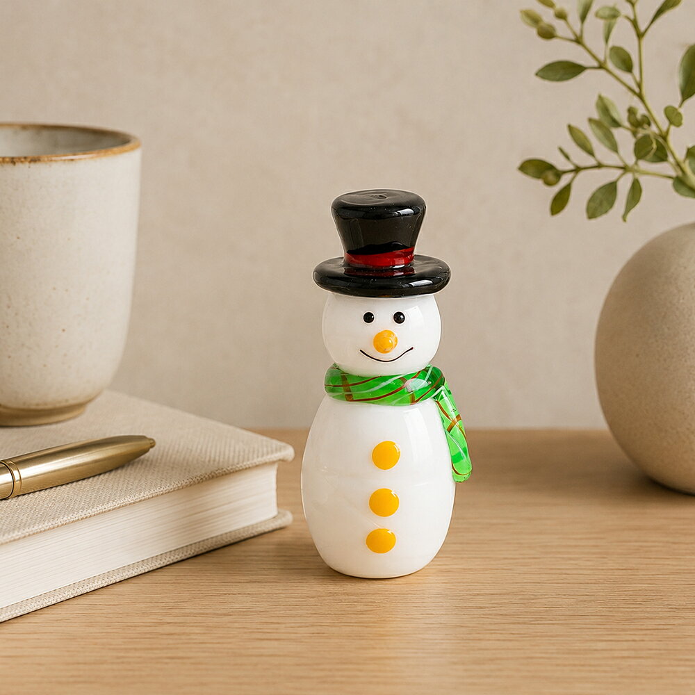 GLASS SNOW MAN