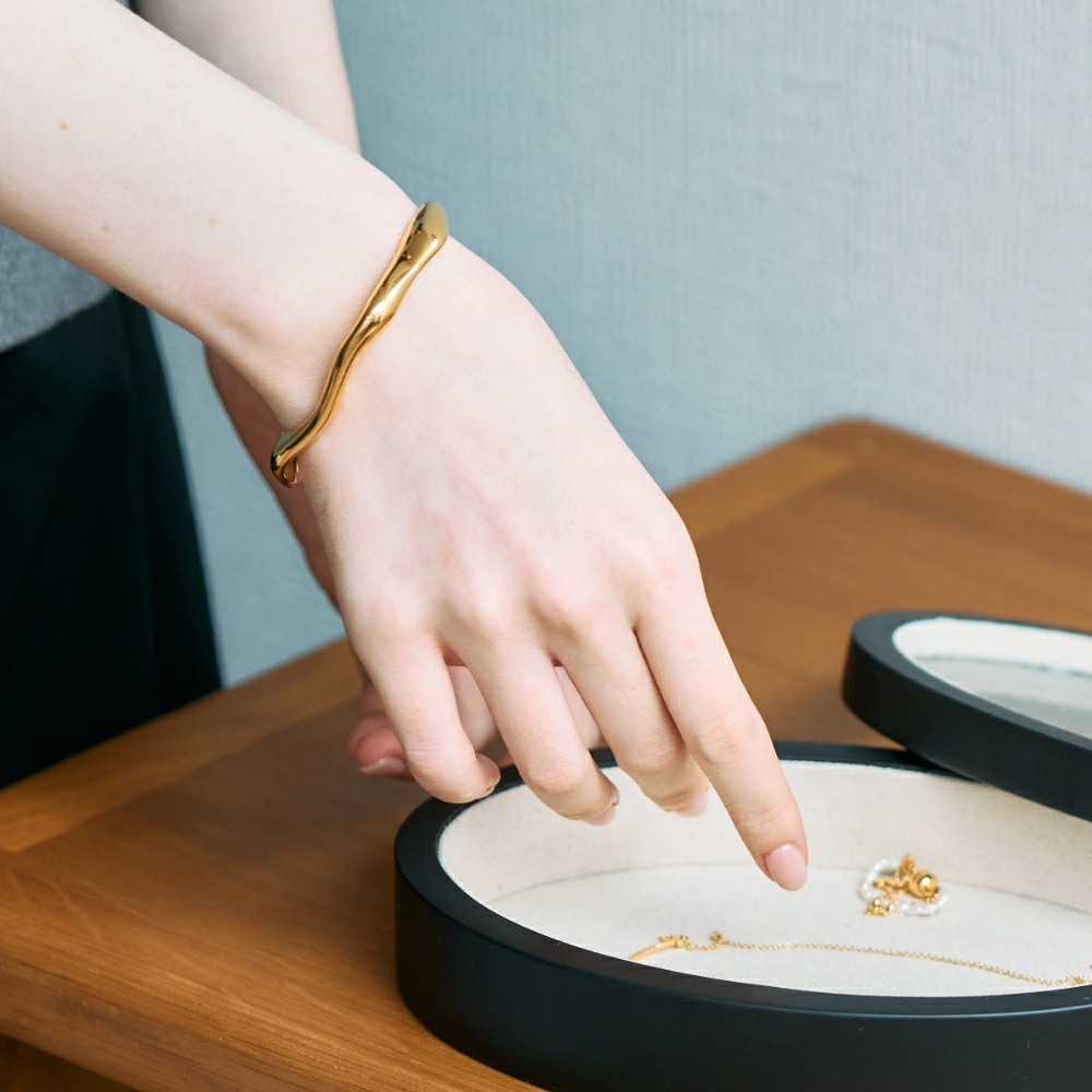 ブレスレット ゴールド