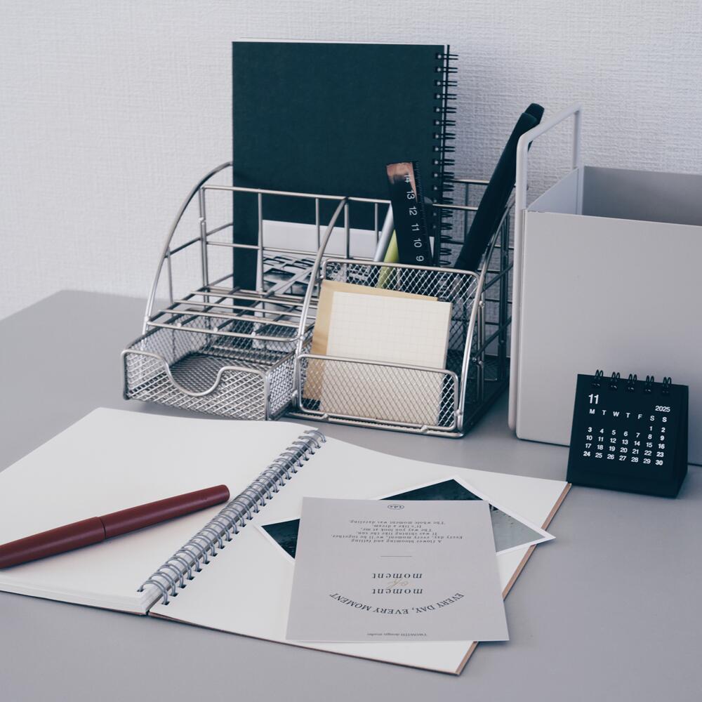 デスクオーガナイザー シルバー