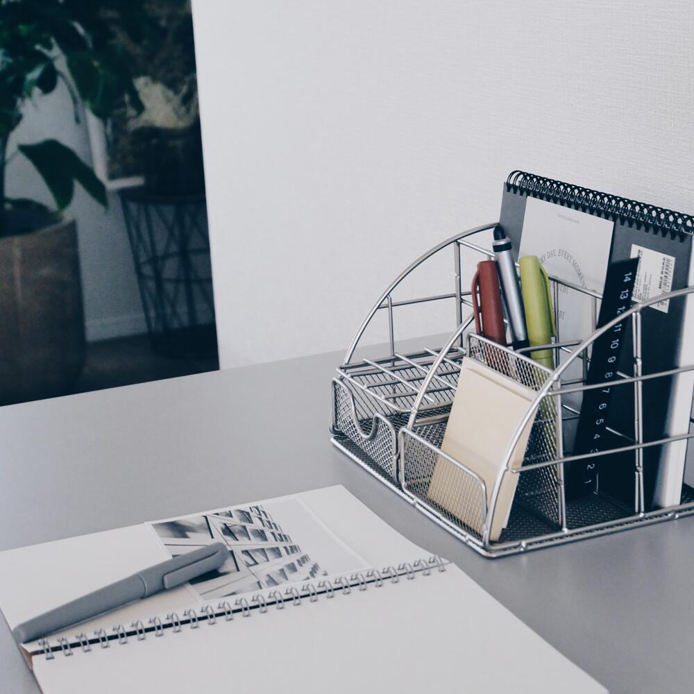 デスクオーガナイザー シルバー