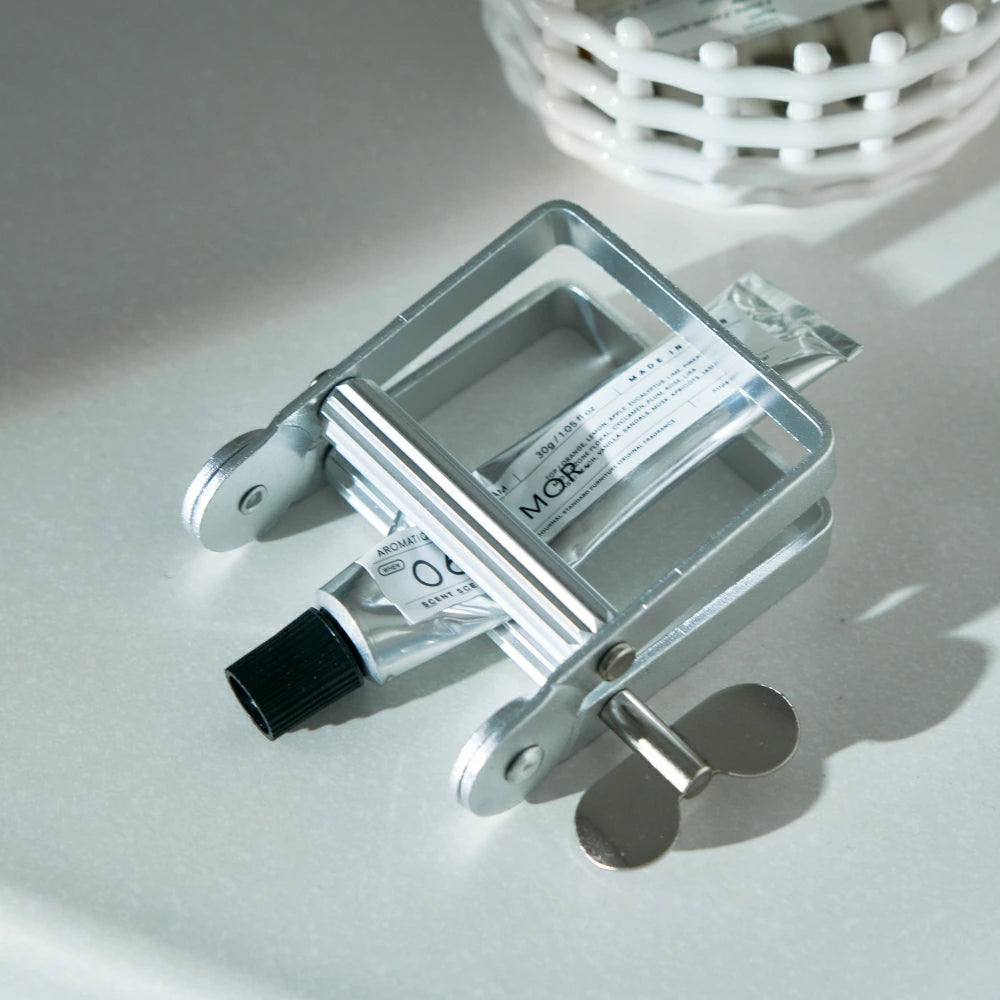 チューブ絞り器