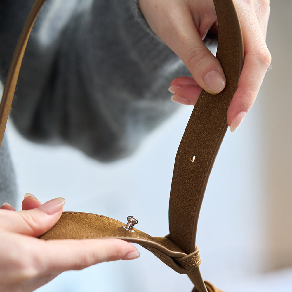 クラッチ＆ショルダー 2WAY　アシンメトリーフラップバッグ