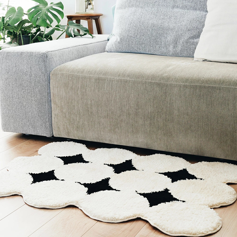 モダンインテリアに合う北欧風デザインラグ - 柔らかく快適なシンプルモノクロラグ
