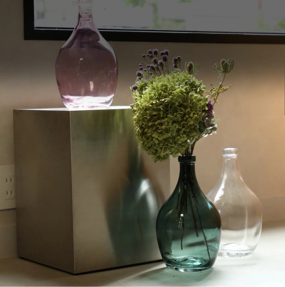 ボトル型のフラワーベース (3色)